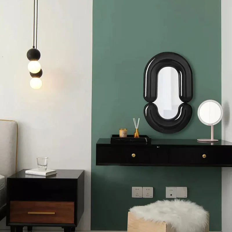Milan Tubular Glossy White Avant-Garde Wall Mirror - product detail view 5 by LUMEVORO